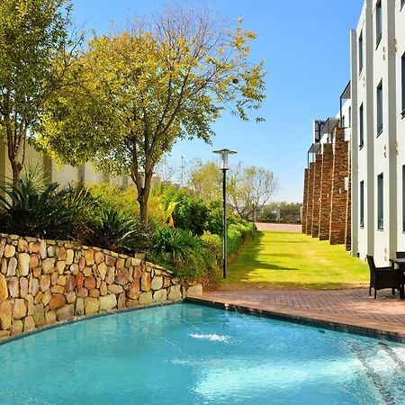 Premier Hotel Midrand Buitenkant foto