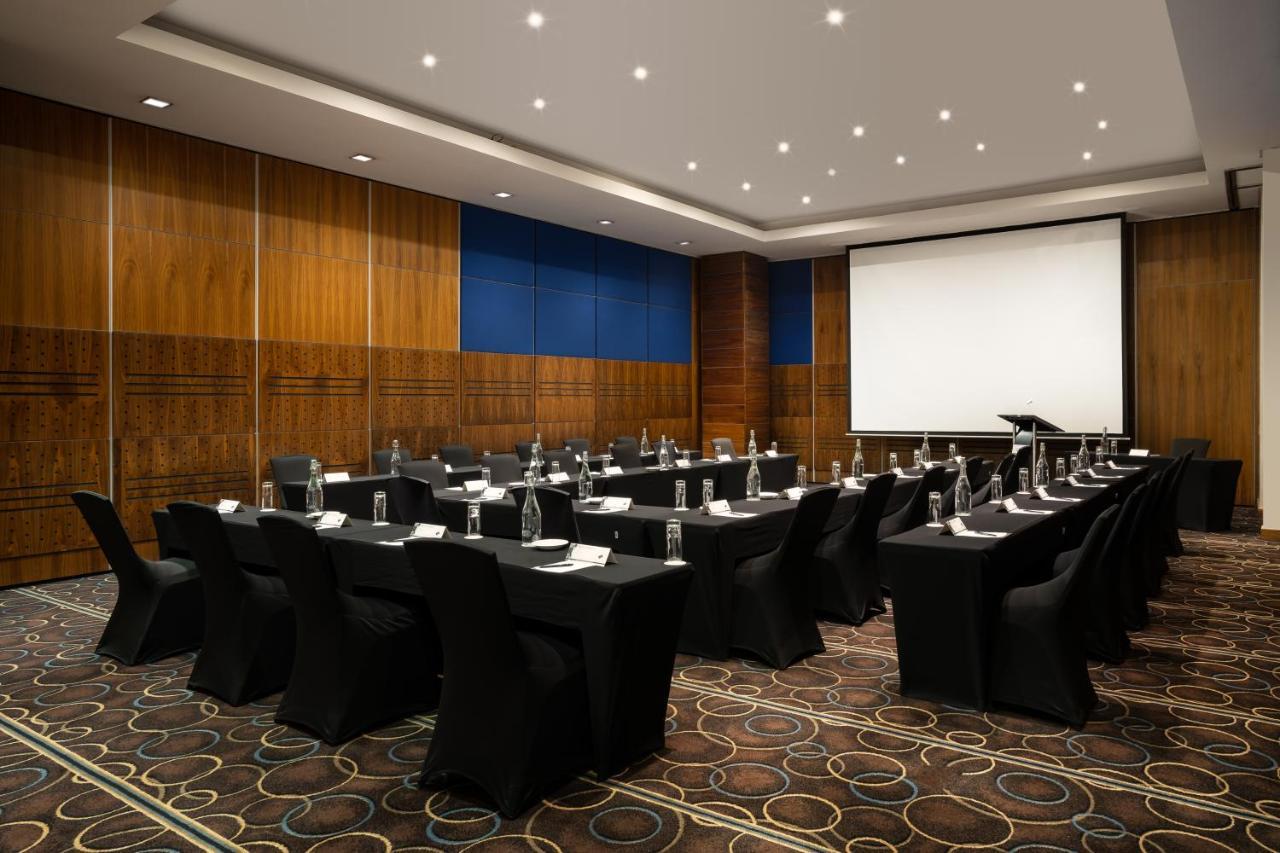 Premier Hotel Midrand Buitenkant foto