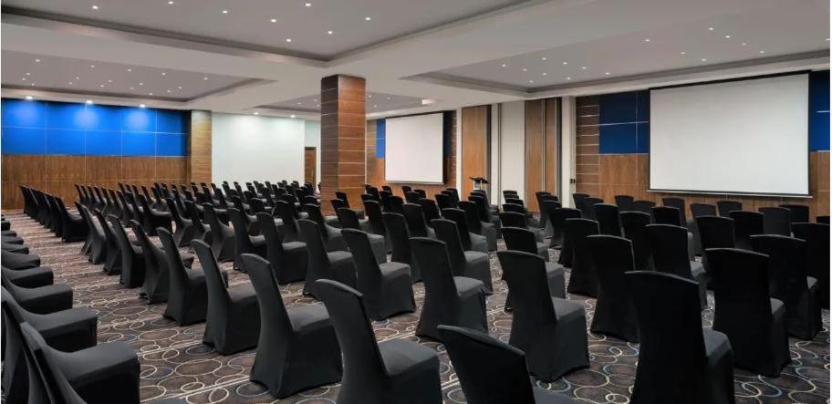 Premier Hotel Midrand Buitenkant foto
