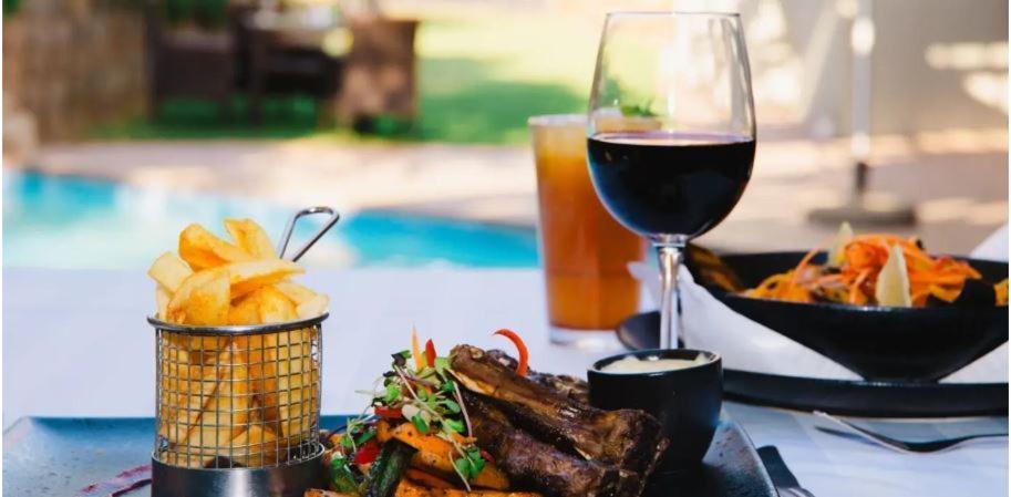 Premier Hotel Midrand Buitenkant foto