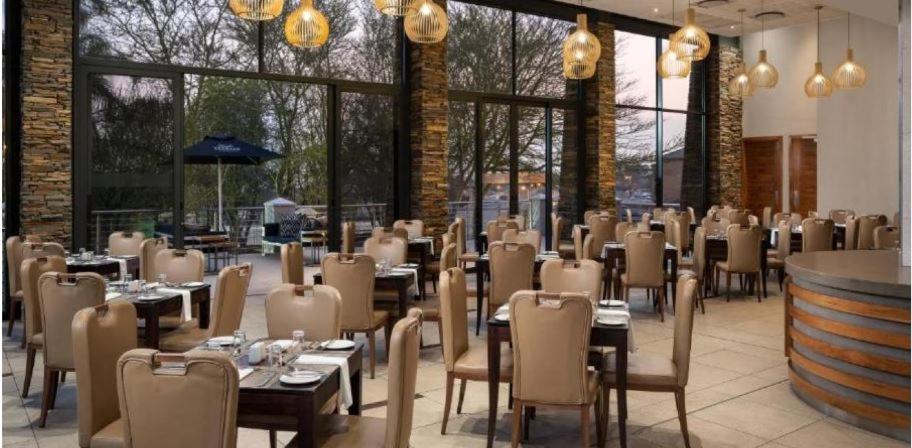Premier Hotel Midrand Buitenkant foto